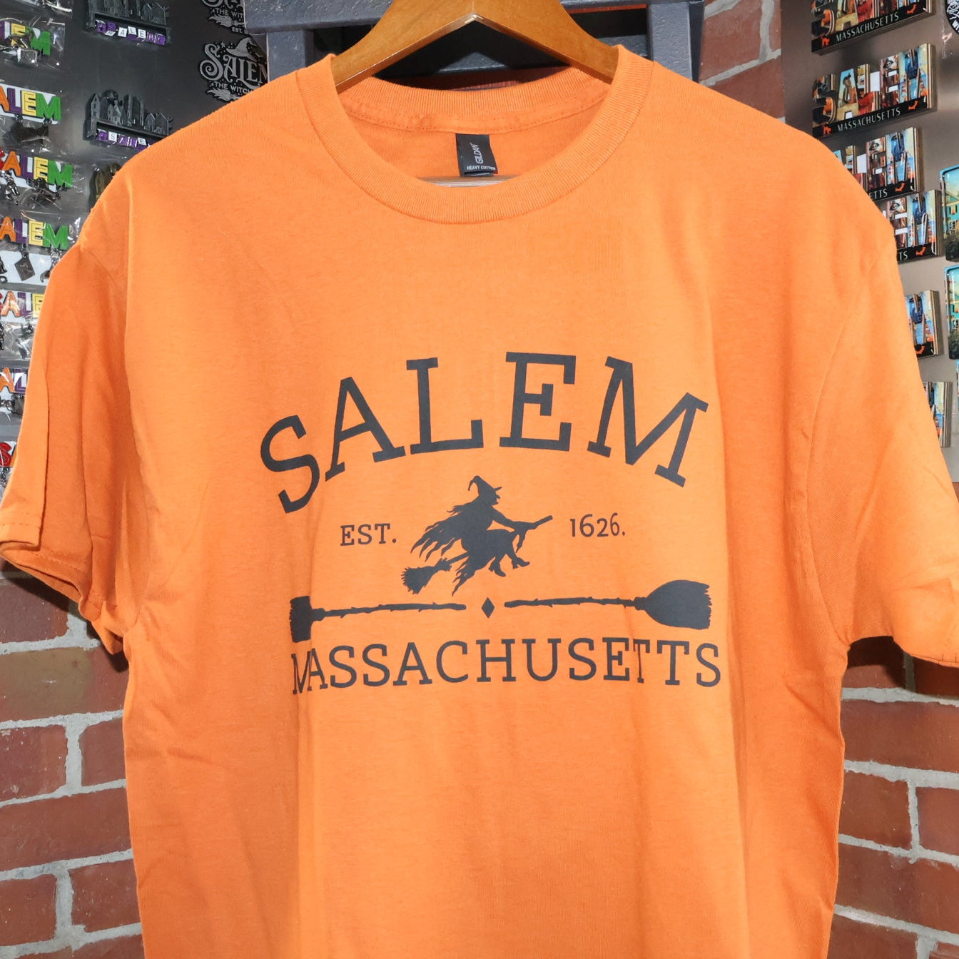 T-Shirt 2 Brooms