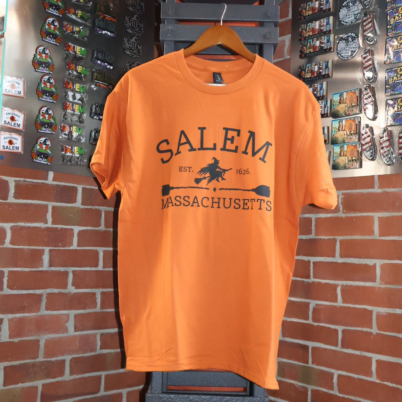 T-Shirt 2 Brooms