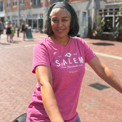 Tee Vneck Witch in Diamond